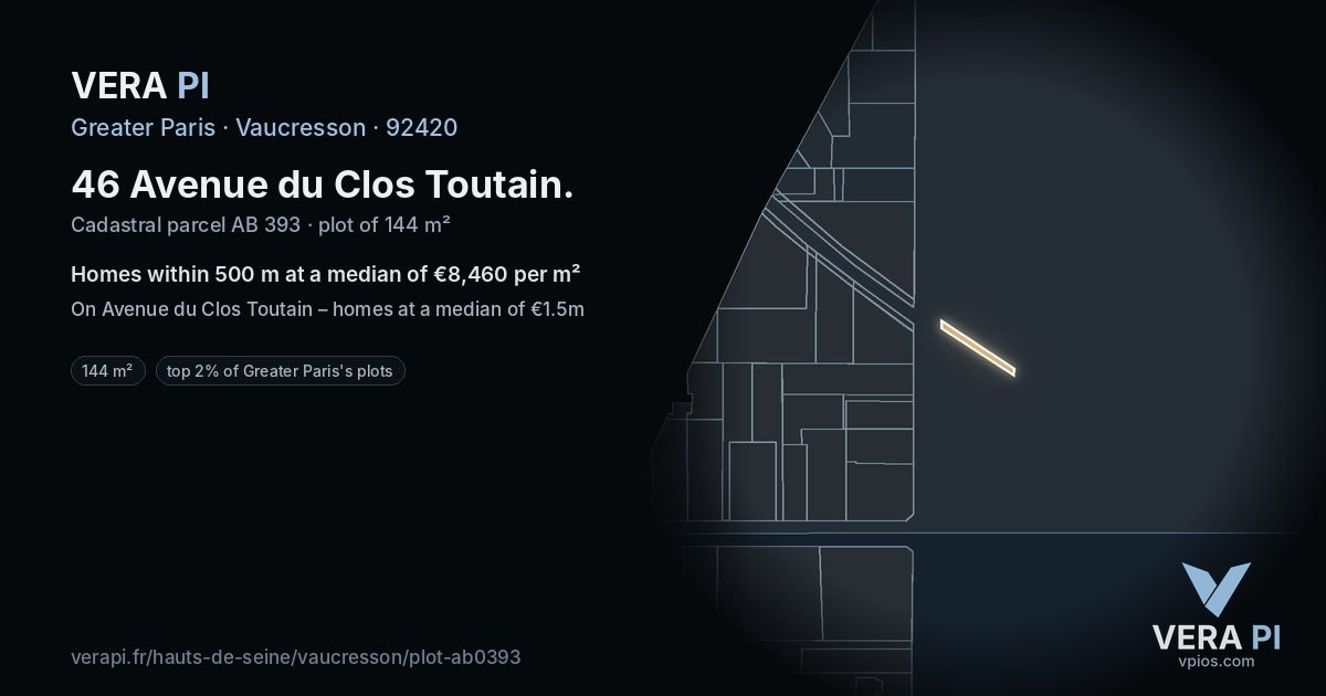 46 Avenue du Clos Toutain, Vaucresson at night – the plot lit, the parcels around coloured by the prices near them