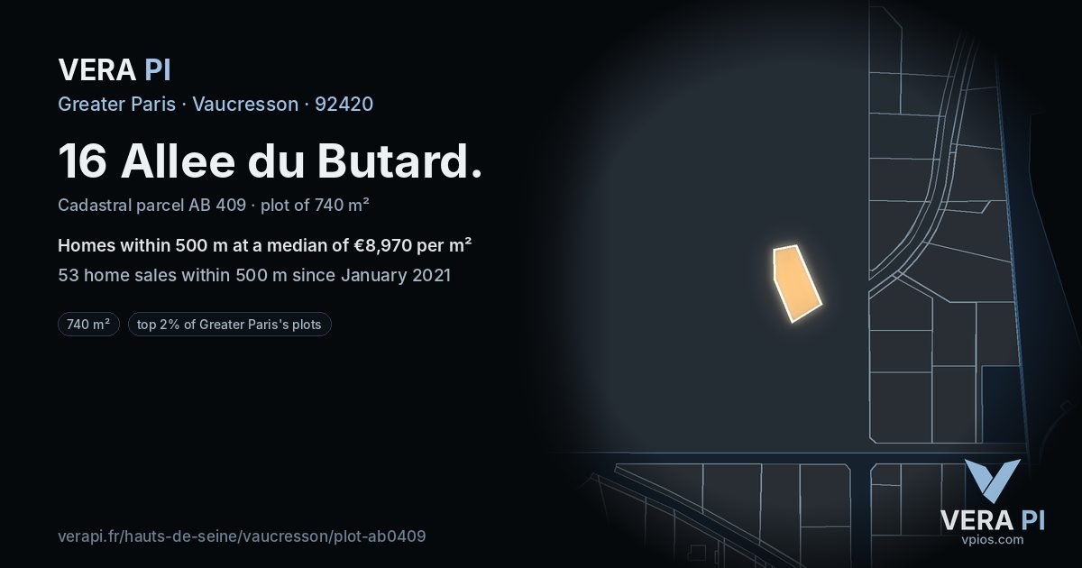 16 Allee du Butard, Vaucresson at night – the plot lit, the parcels around coloured by the prices near them