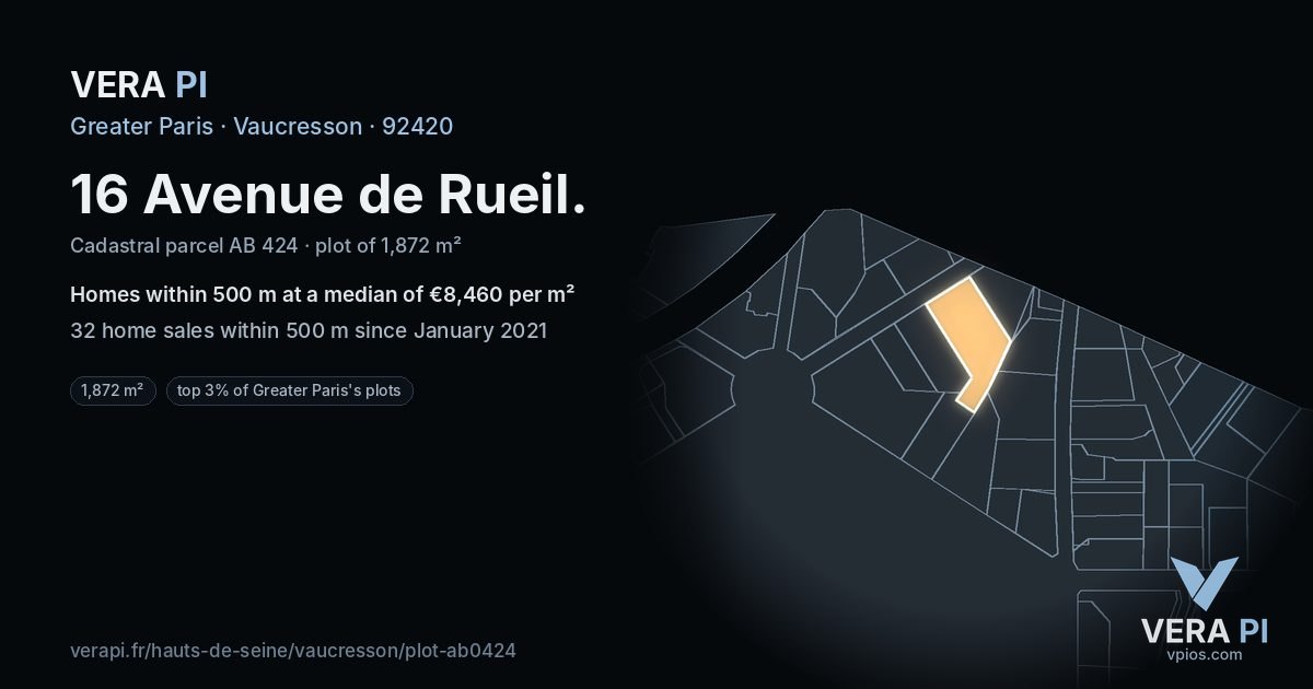 16 Avenue de Rueil, Vaucresson at night – the plot lit, the parcels around coloured by the prices near them