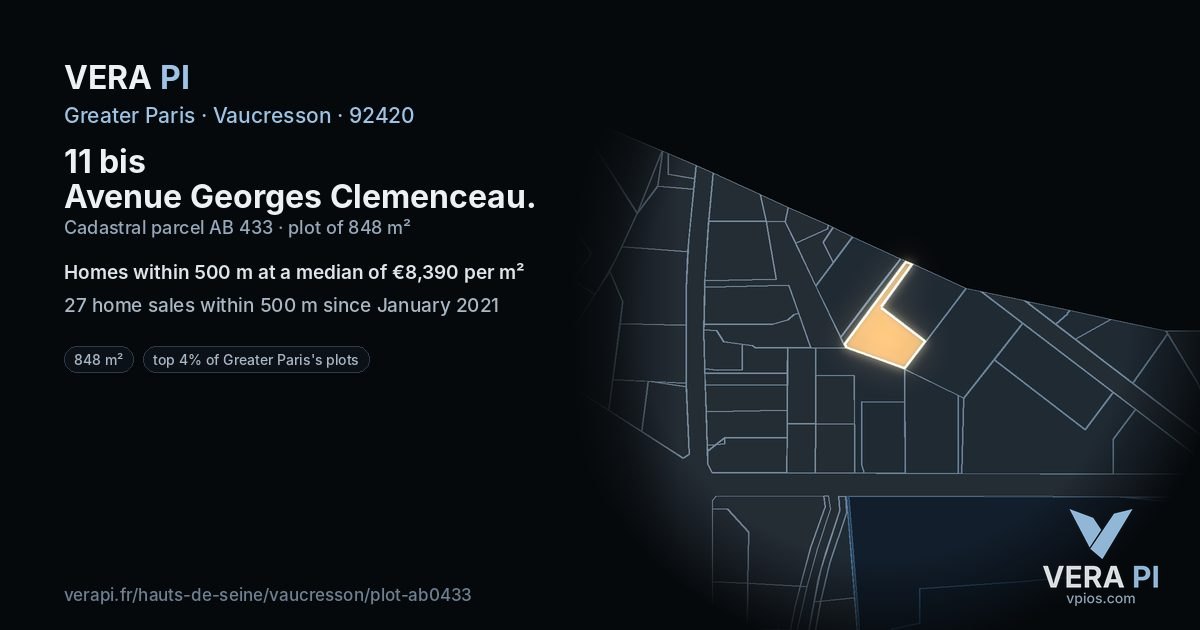 11 bis Avenue Georges Clemenceau, Vaucresson at night – the plot lit, the parcels around coloured by the prices near them