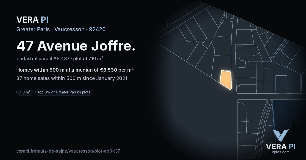 47 Avenue Joffre, Vaucresson at night – the plot lit, the parcels around coloured by the prices near them