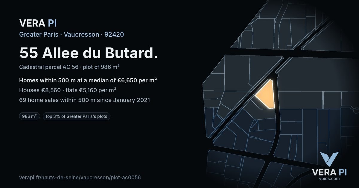 55 Allee du Butard, Vaucresson at night – the plot lit, the parcels around coloured by the prices near them