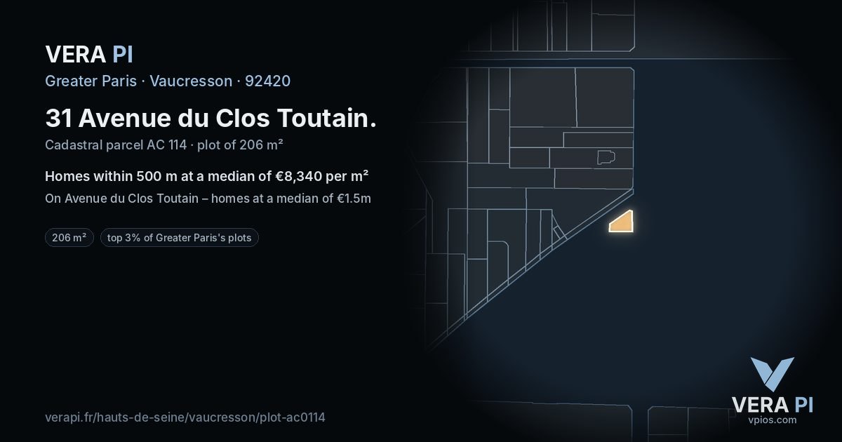 31 Avenue du Clos Toutain, Vaucresson at night – the plot lit, the parcels around coloured by the prices near them
