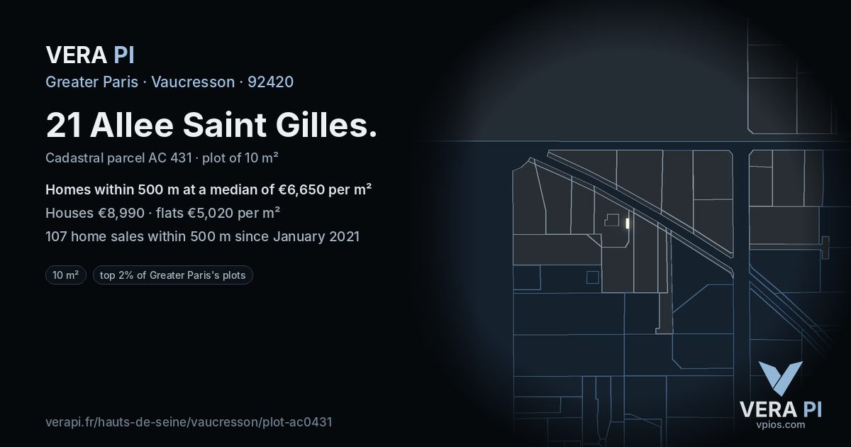 21 Allee Saint Gilles, Vaucresson at night – the plot lit, the parcels around coloured by the prices near them