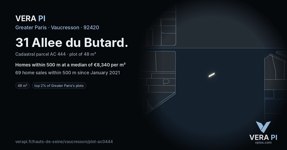 31 Allee du Butard, Vaucresson at night – the plot lit, the parcels around coloured by the prices near them