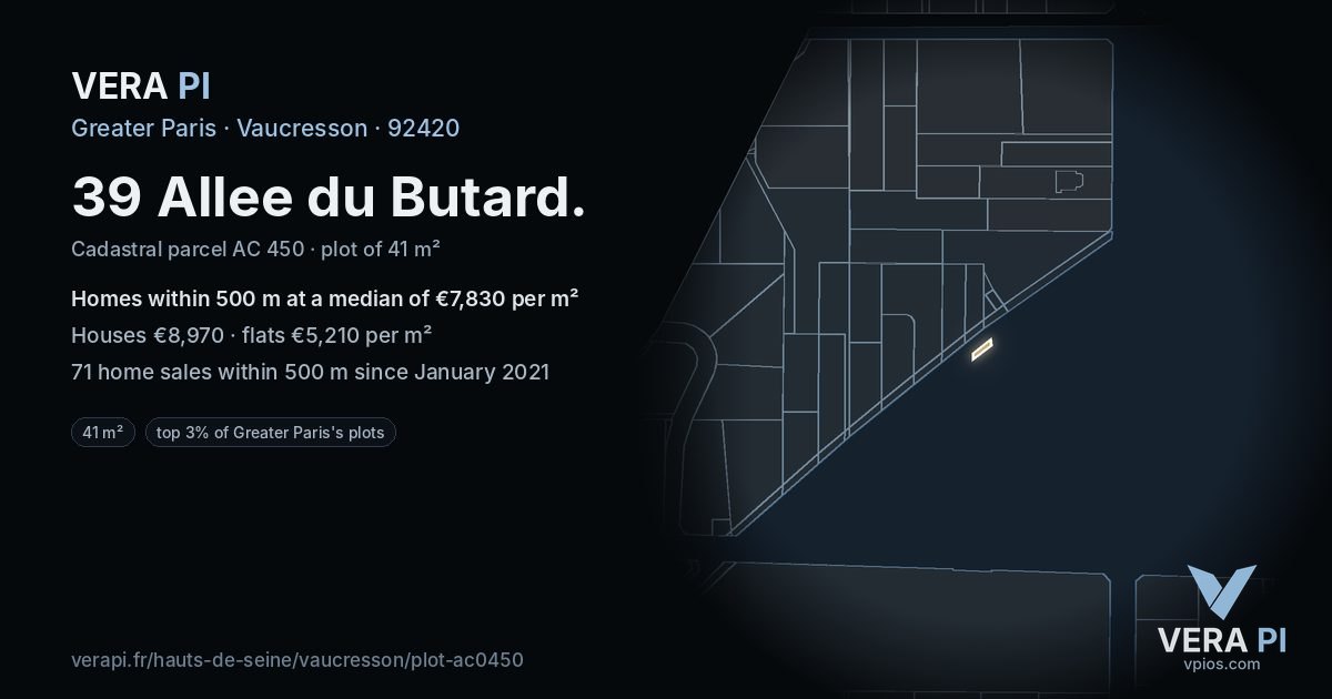 39 Allee du Butard, Vaucresson at night – the plot lit, the parcels around coloured by the prices near them