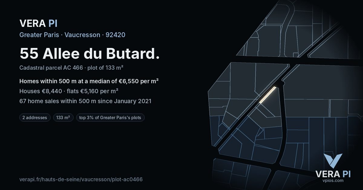 55 Allee du Butard, Vaucresson at night – the plot lit, the parcels around coloured by the prices near them