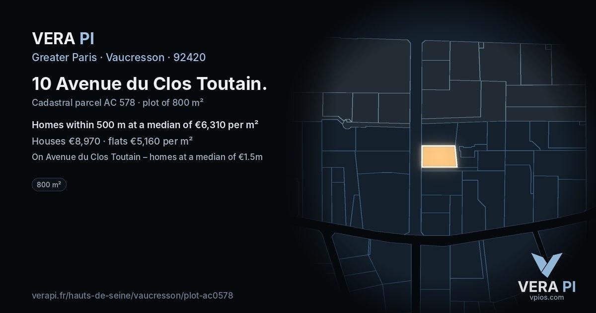 10 Avenue du Clos Toutain, Vaucresson at night – the plot lit, the parcels around coloured by the prices near them
