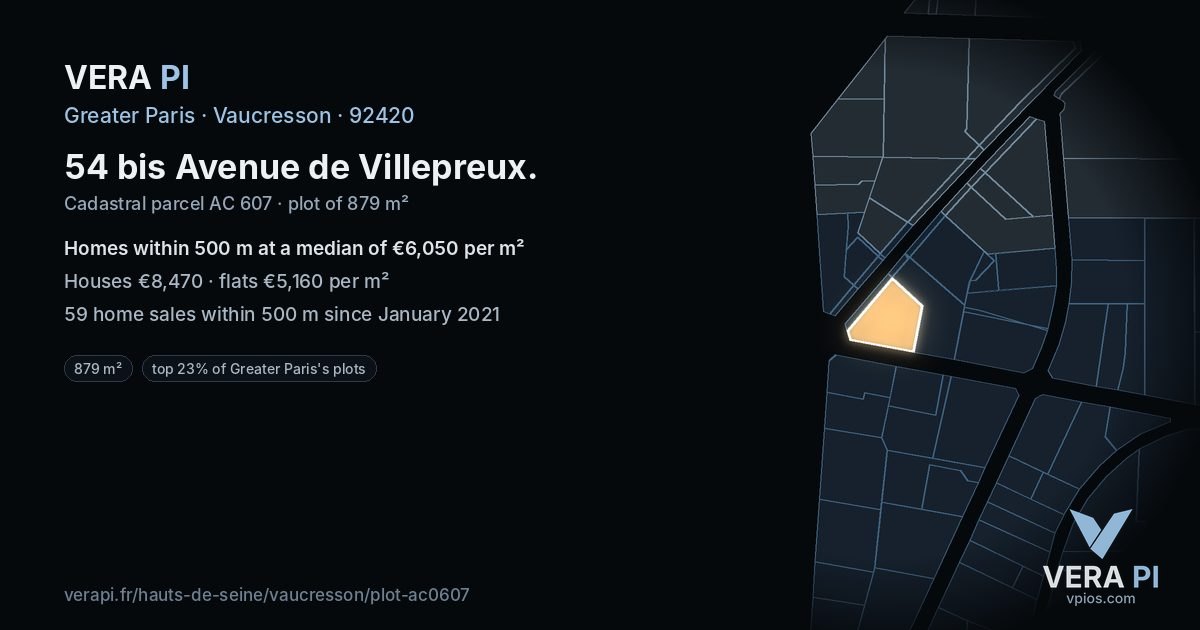 54 bis Avenue de Villepreux, Vaucresson at night – the plot lit, the parcels around coloured by the prices near them