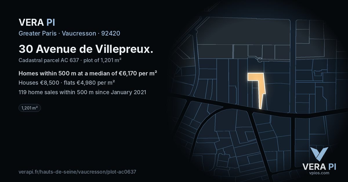 30 Avenue de Villepreux, Vaucresson at night – the plot lit, the parcels around coloured by the prices near them
