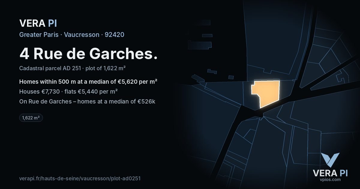 4 Rue de Garches, Vaucresson at night – the plot lit, the parcels around coloured by the prices near them