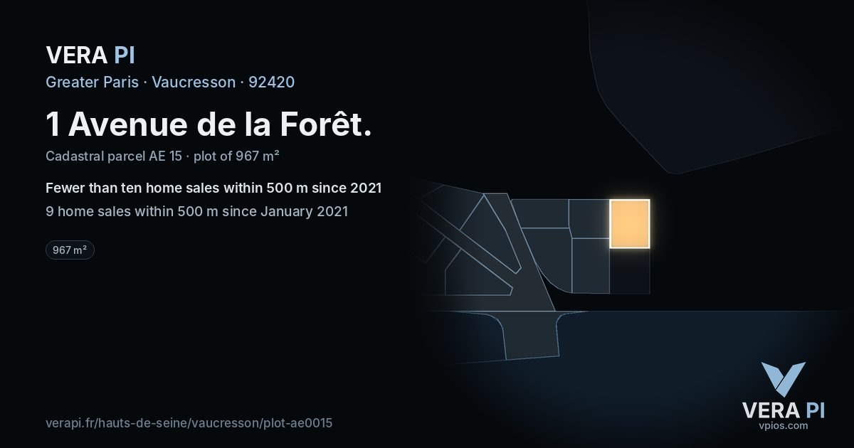 1 Avenue de la Forêt, Vaucresson at night – the plot lit, the parcels around coloured by the prices near them