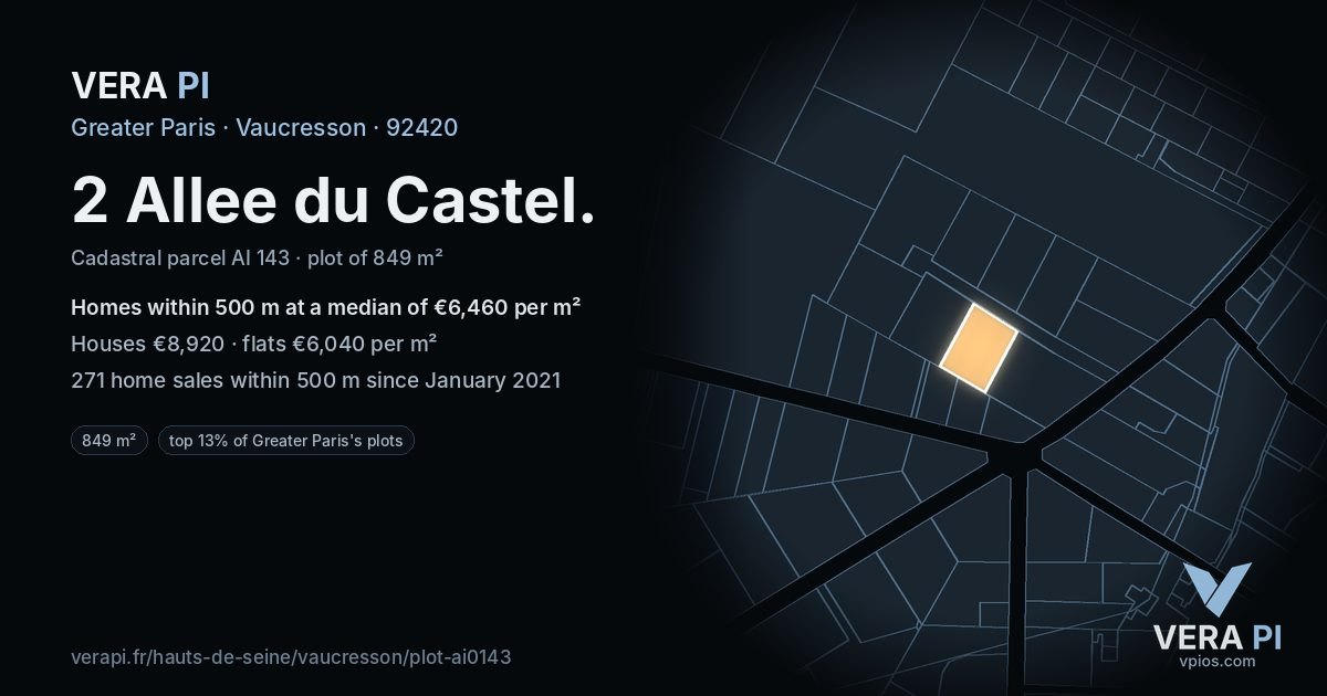 2 Allee du Castel, Vaucresson at night – the plot lit, the parcels around coloured by the prices near them