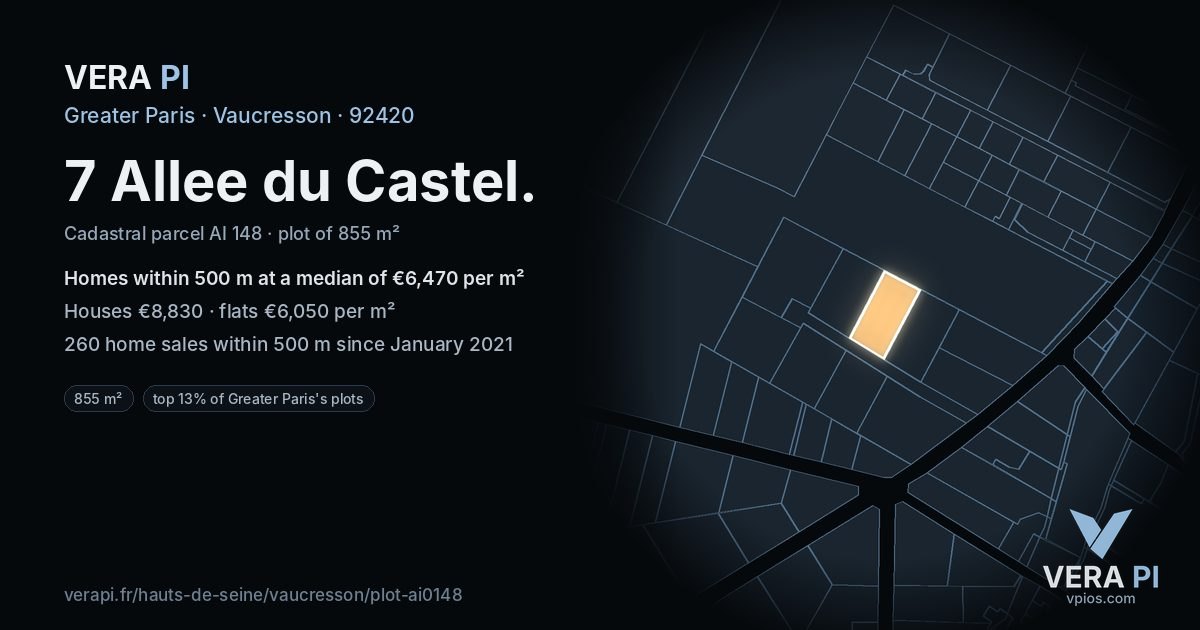 7 Allee du Castel, Vaucresson at night – the plot lit, the parcels around coloured by the prices near them