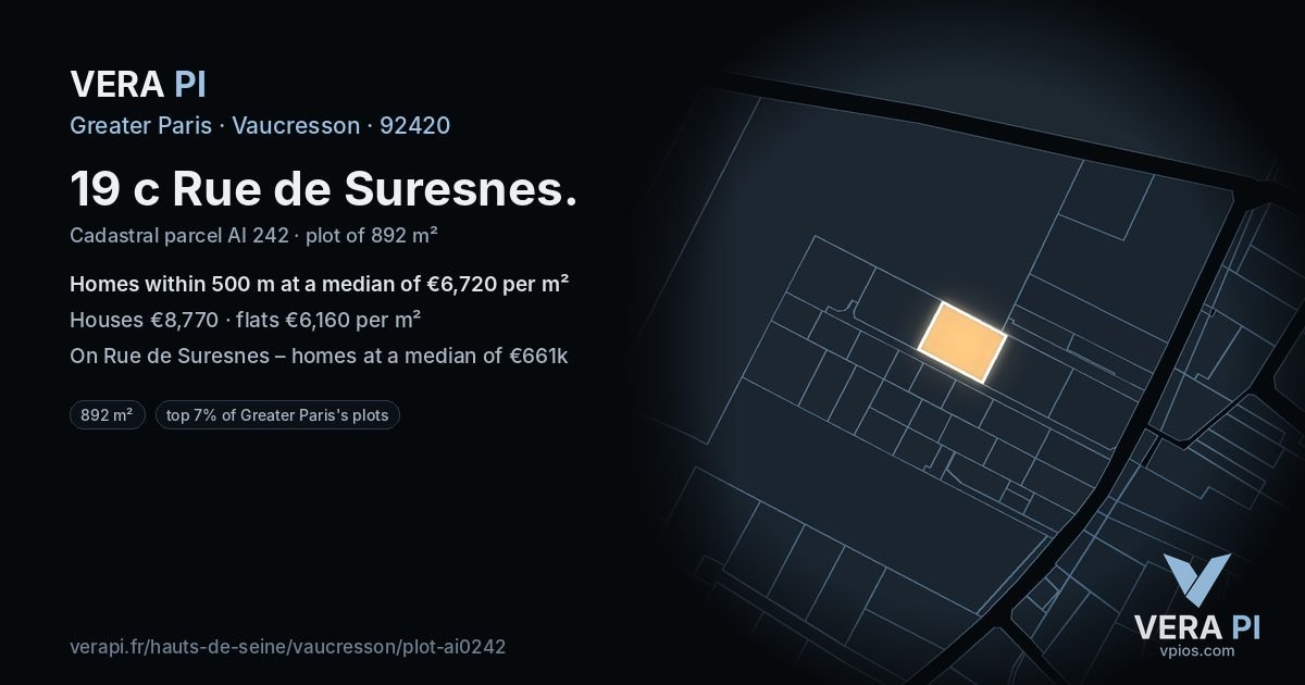 19 c Rue de Suresnes, Vaucresson at night – the plot lit, the parcels around coloured by the prices near them
