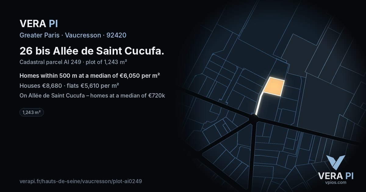 26 bis Allée de Saint Cucufa, Vaucresson at night – the plot lit, the parcels around coloured by the prices near them