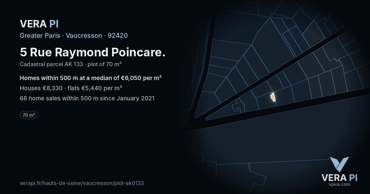5 Rue Raymond Poincare, Vaucresson at night – the plot lit, the parcels around coloured by the prices near them