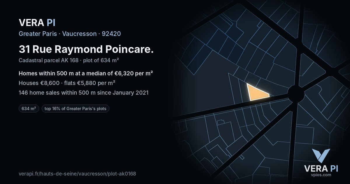 31 Rue Raymond Poincare, Vaucresson at night – the plot lit, the parcels around coloured by the prices near them