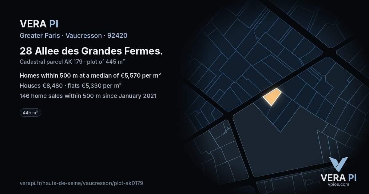 28 Allee des Grandes Fermes, Vaucresson at night – the plot lit, the parcels around coloured by the prices near them