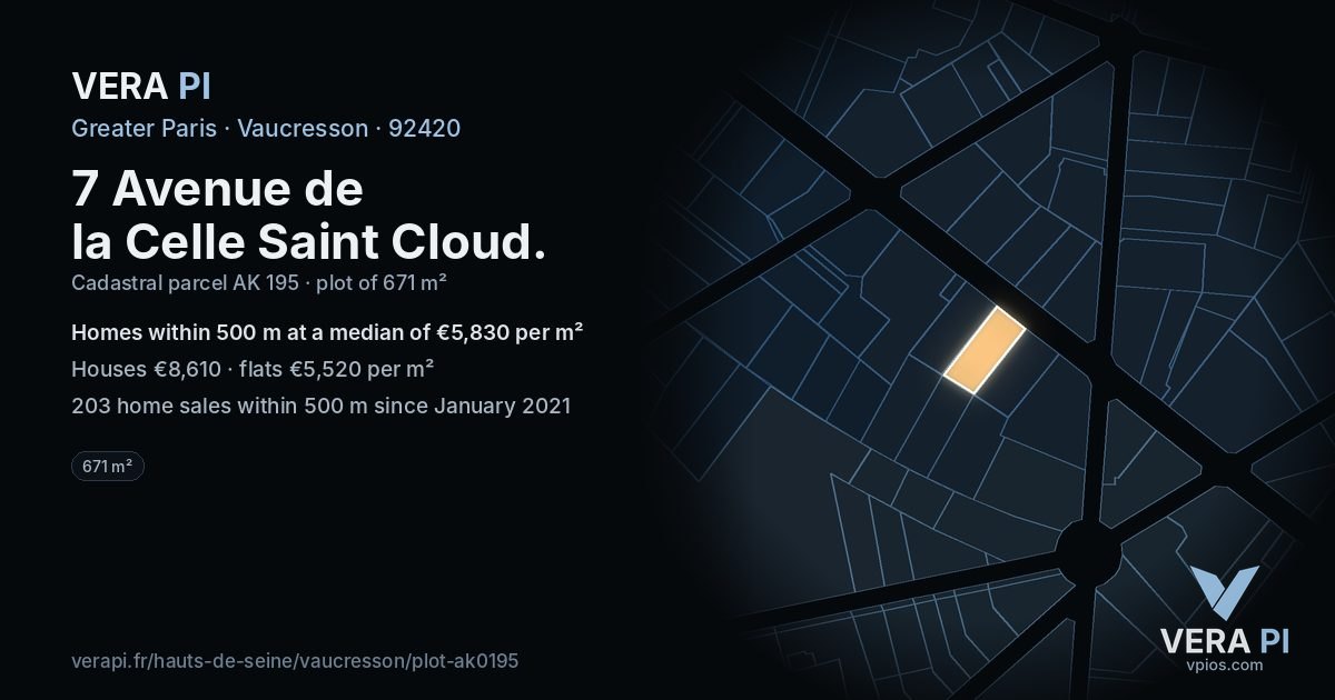 7 Avenue de la Celle Saint Cloud, Vaucresson at night – the plot lit, the parcels around coloured by the prices near them