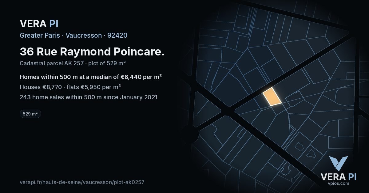 36 Rue Raymond Poincare, Vaucresson at night – the plot lit, the parcels around coloured by the prices near them