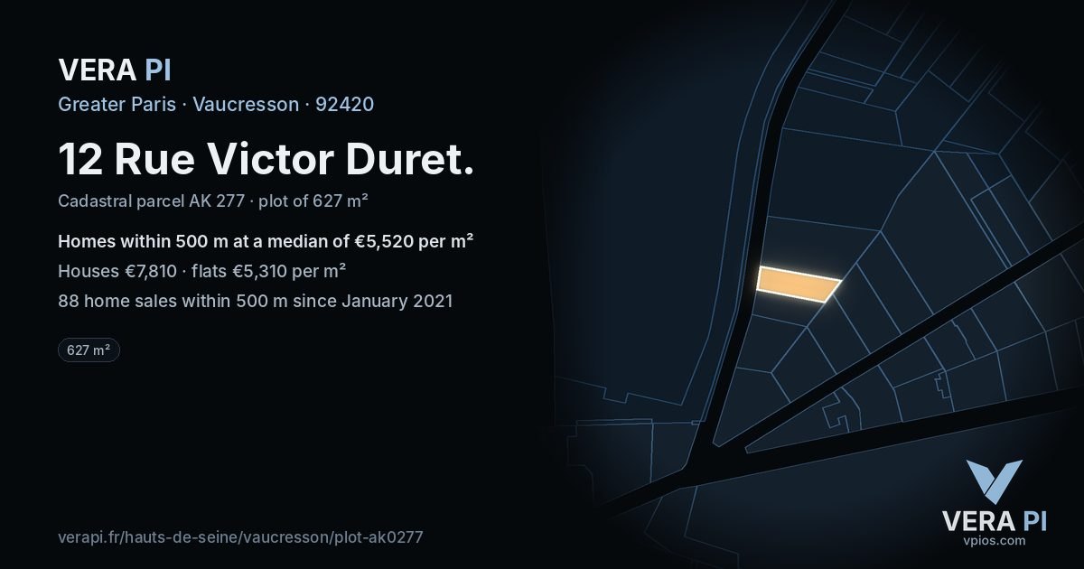 12 Rue Victor Duret, Vaucresson at night – the plot lit, the parcels around coloured by the prices near them
