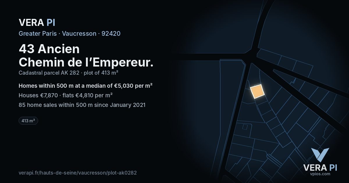 43 Ancien Chemin de l’Empereur, Vaucresson at night – the plot lit, the parcels around coloured by the prices near them