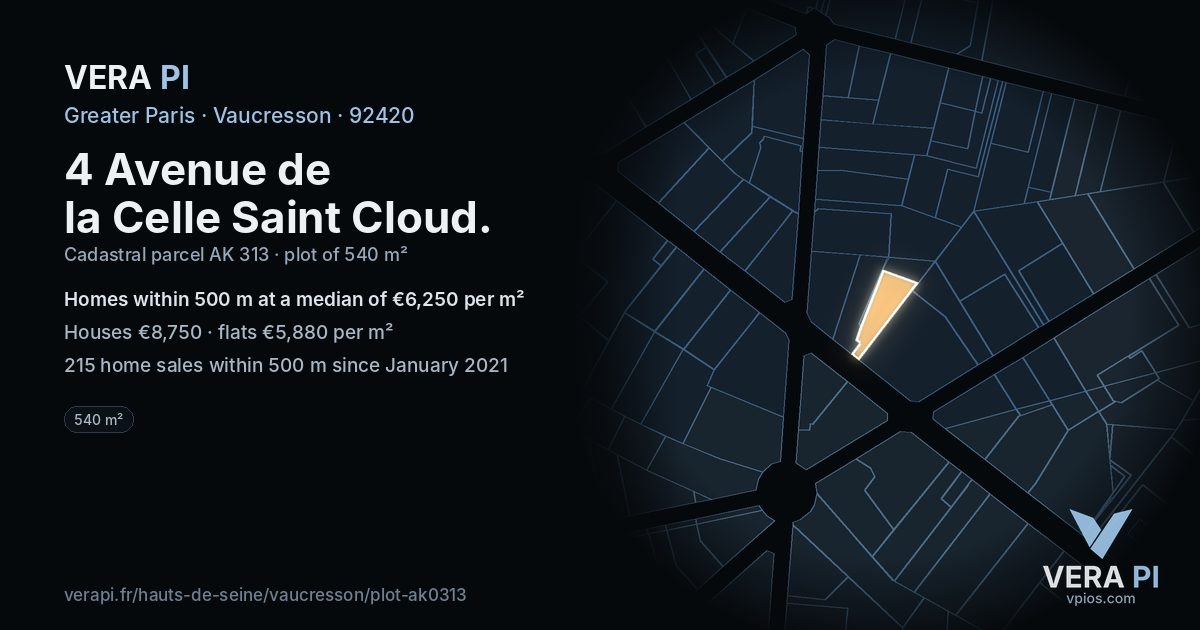 4 Avenue de la Celle Saint Cloud, Vaucresson at night – the plot lit, the parcels around coloured by the prices near them