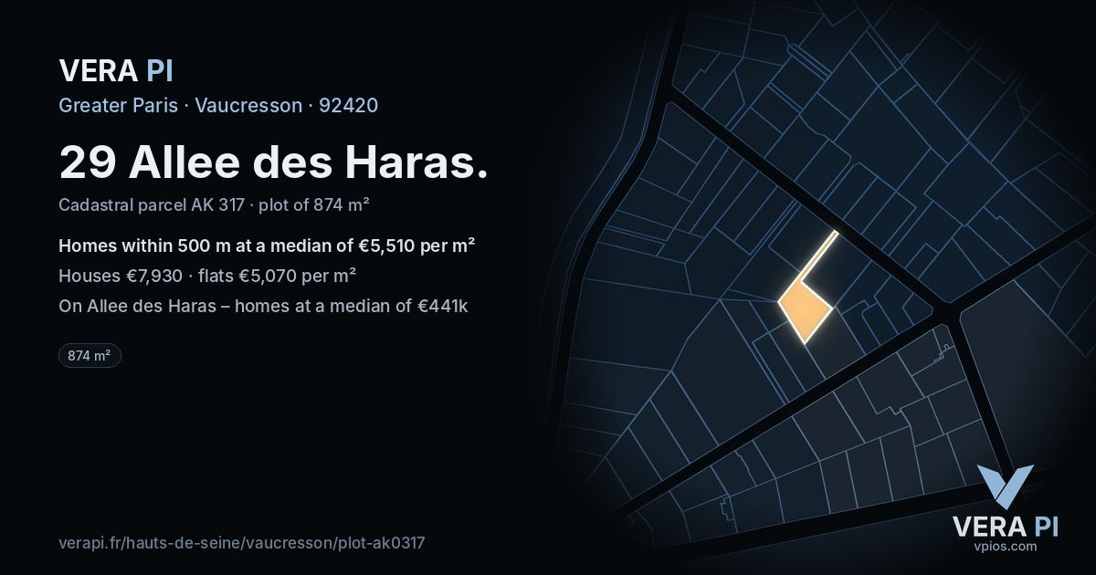 29 Allee des Haras, Vaucresson at night – the plot lit, the parcels around coloured by the prices near them