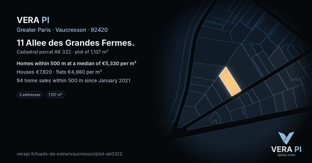 11 Allee des Grandes Fermes, Vaucresson at night – the plot lit, the parcels around coloured by the prices near them