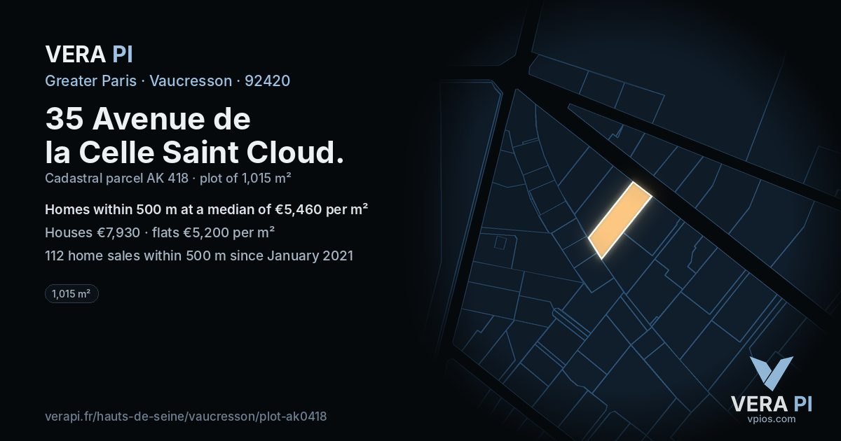 35 Avenue de la Celle Saint Cloud, Vaucresson at night – the plot lit, the parcels around coloured by the prices near them