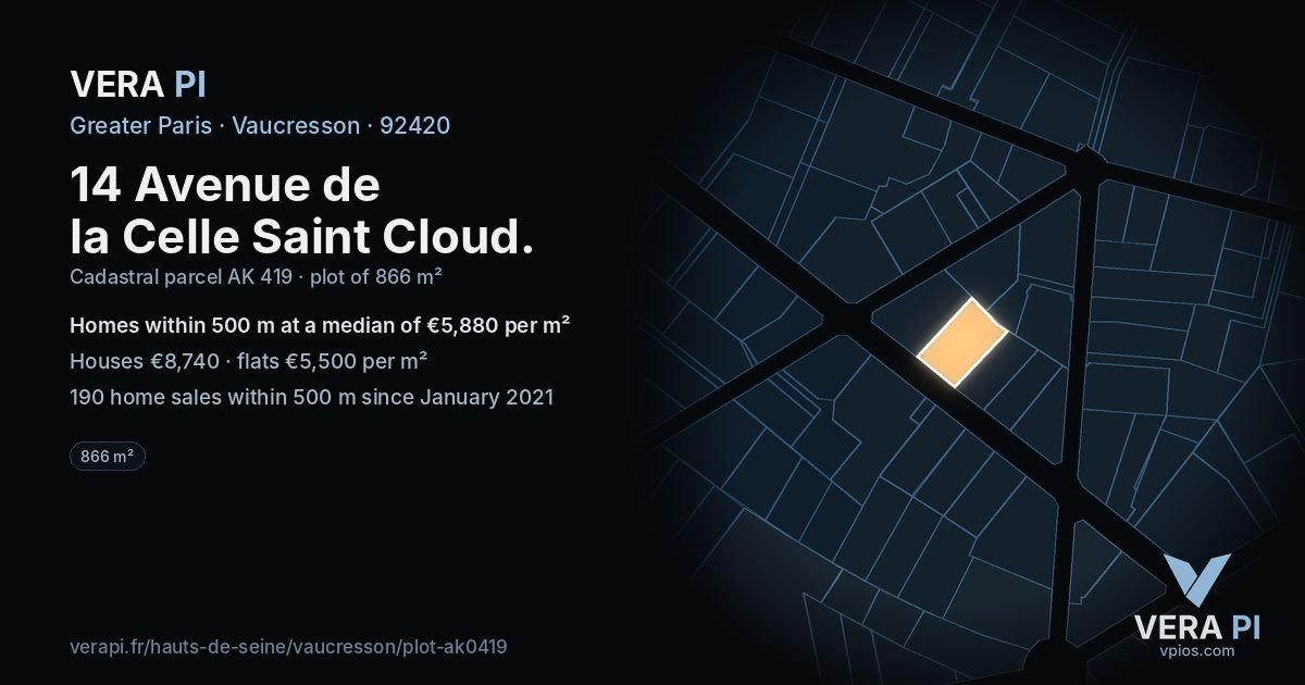 14 Avenue de la Celle Saint Cloud, Vaucresson at night – the plot lit, the parcels around coloured by the prices near them