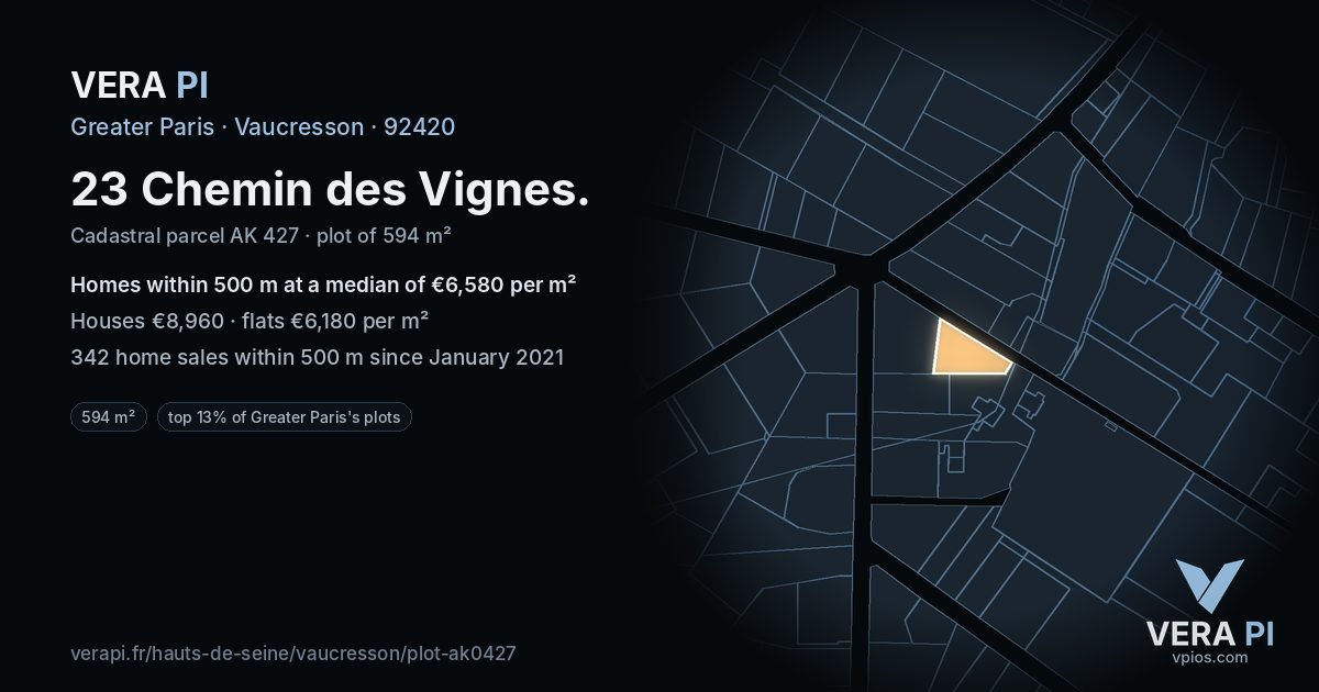 23 Chemin des Vignes, Vaucresson at night – the plot lit, the parcels around coloured by the prices near them