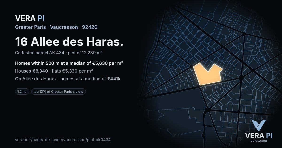 16 Allee des Haras, Vaucresson at night – the plot lit, the parcels around coloured by the prices near them