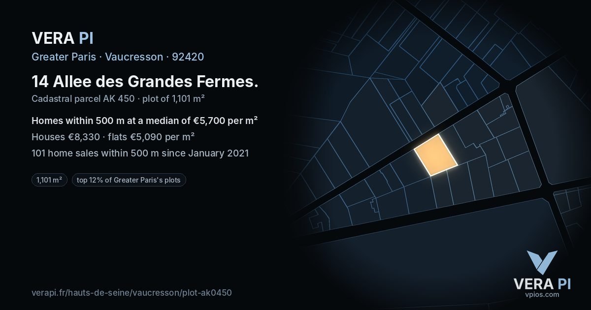 14 Allee des Grandes Fermes, Vaucresson at night – the plot lit, the parcels around coloured by the prices near them
