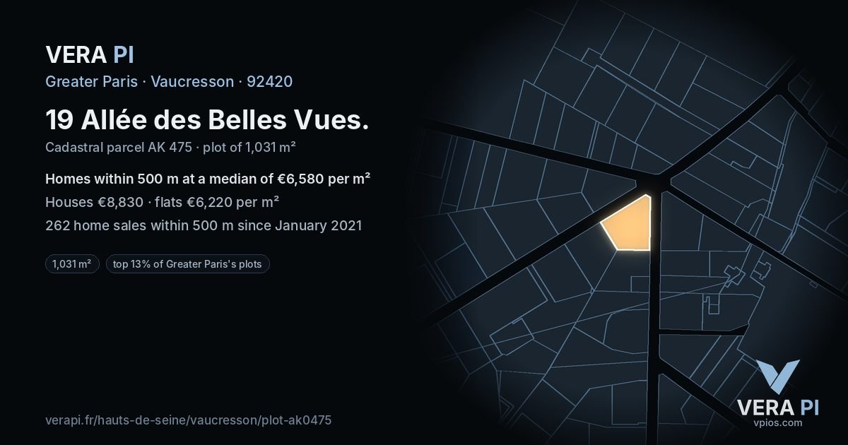 19 Allée des Belles Vues, Vaucresson at night – the plot lit, the parcels around coloured by the prices near them