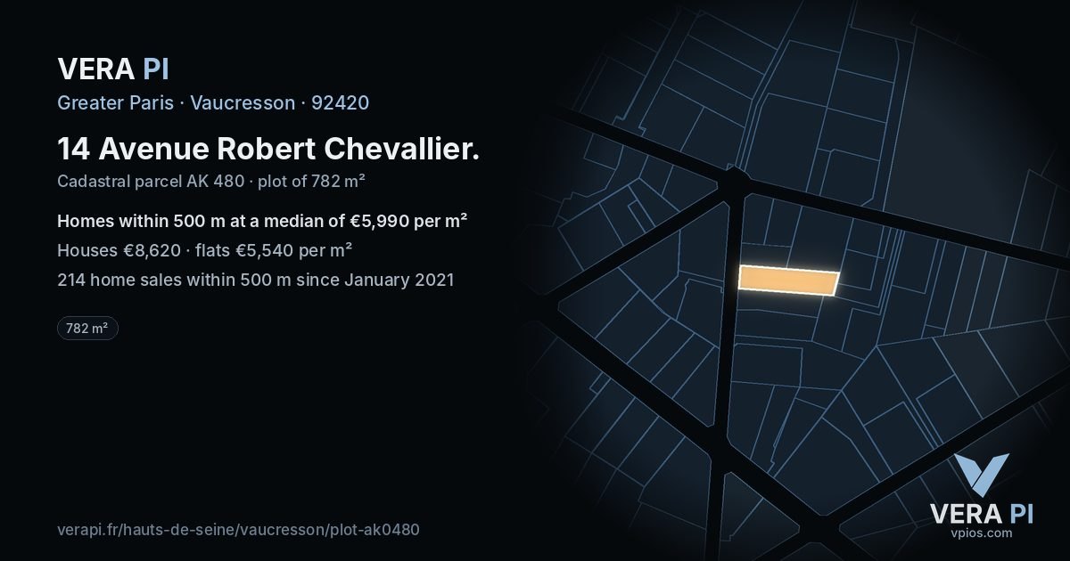 14 Avenue Robert Chevallier, Vaucresson at night – the plot lit, the parcels around coloured by the prices near them