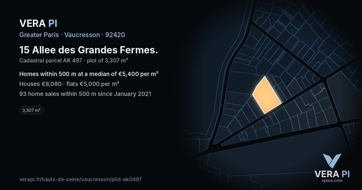 15 Allee des Grandes Fermes, Vaucresson at night – the plot lit, the parcels around coloured by the prices near them