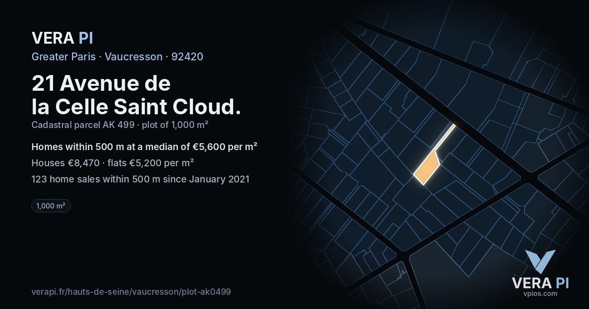 21 Avenue de la Celle Saint Cloud, Vaucresson at night – the plot lit, the parcels around coloured by the prices near them