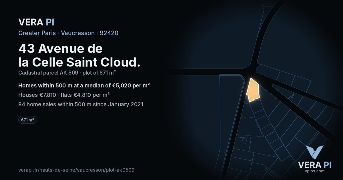 43 Avenue de la Celle Saint Cloud, Vaucresson at night – the plot lit, the parcels around coloured by the prices near them