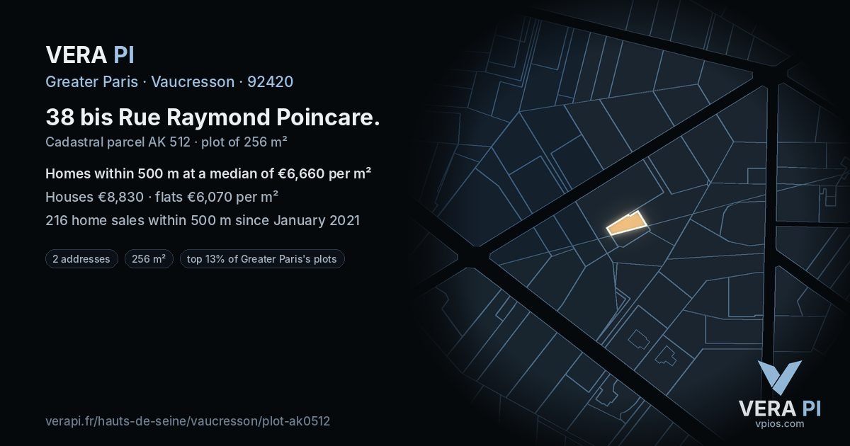 38 bis Rue Raymond Poincare, Vaucresson at night – the plot lit, the parcels around coloured by the prices near them