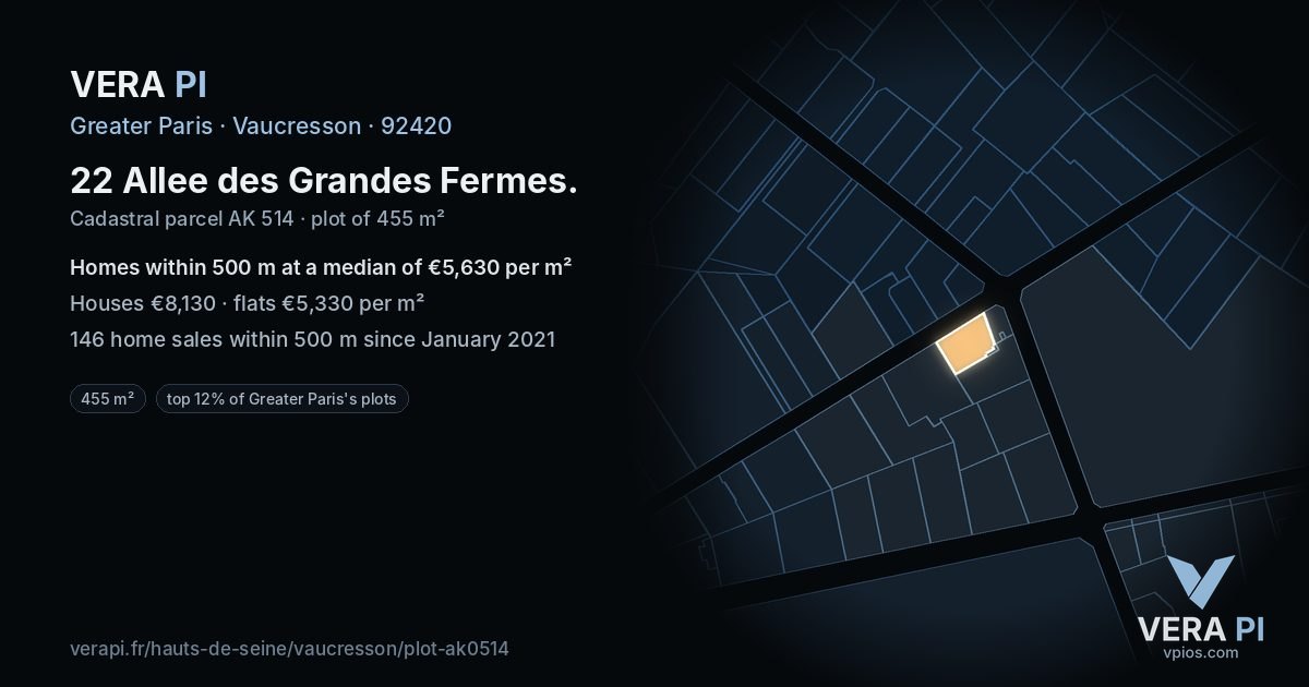 22 Allee des Grandes Fermes, Vaucresson at night – the plot lit, the parcels around coloured by the prices near them