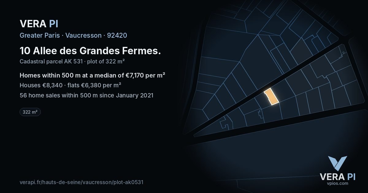 10 Allee des Grandes Fermes, Vaucresson at night – the plot lit, the parcels around coloured by the prices near them