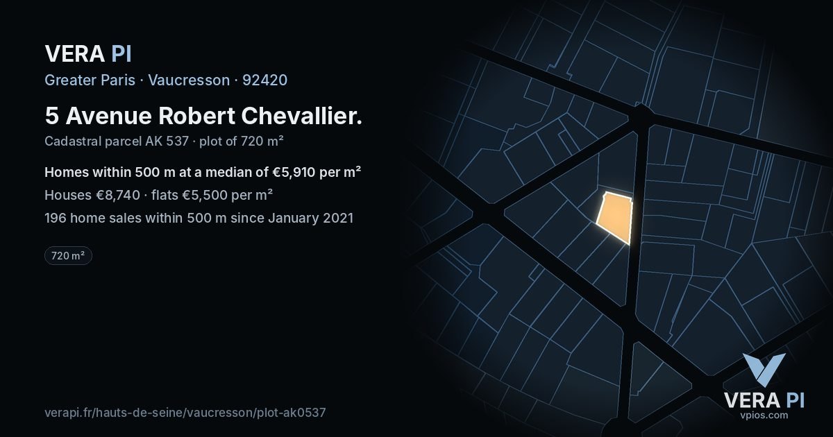 5 Avenue Robert Chevallier, Vaucresson at night – the plot lit, the parcels around coloured by the prices near them