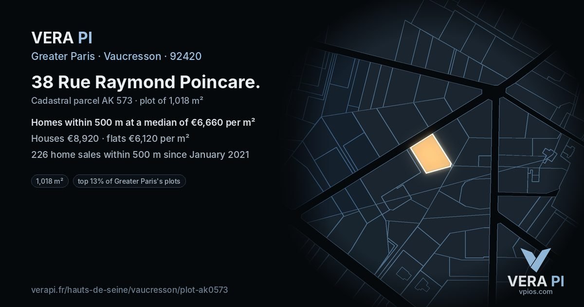 38 Rue Raymond Poincare, Vaucresson at night – the plot lit, the parcels around coloured by the prices near them
