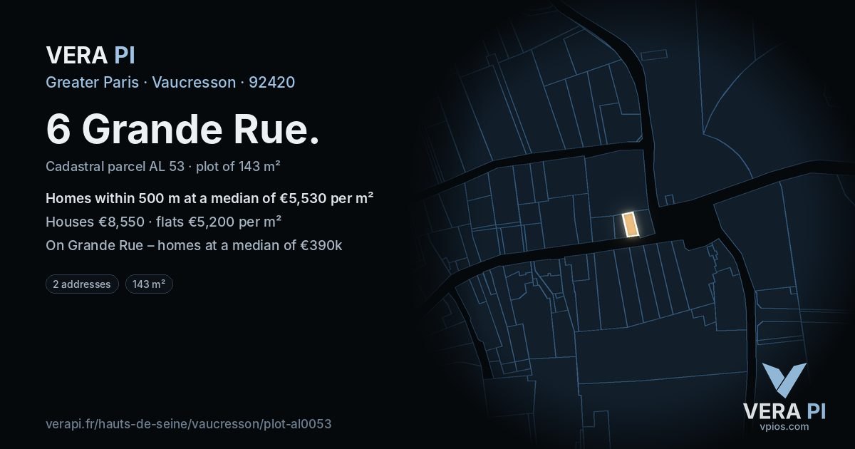 6 Grande Rue, Vaucresson at night – the plot lit, the parcels around coloured by the prices near them