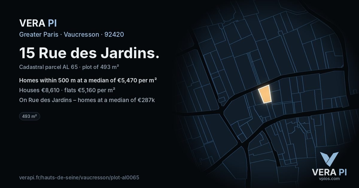15 Rue des Jardins, Vaucresson at night – the plot lit, the parcels around coloured by the prices near them