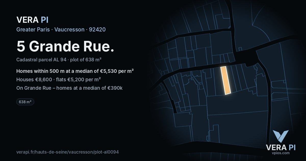 5 Grande Rue, Vaucresson at night – the plot lit, the parcels around coloured by the prices near them