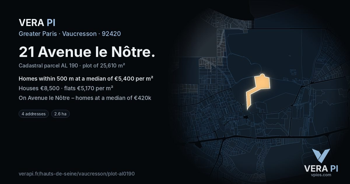 21 Avenue le Nôtre, Vaucresson at night – the plot lit, the parcels around coloured by the prices near them