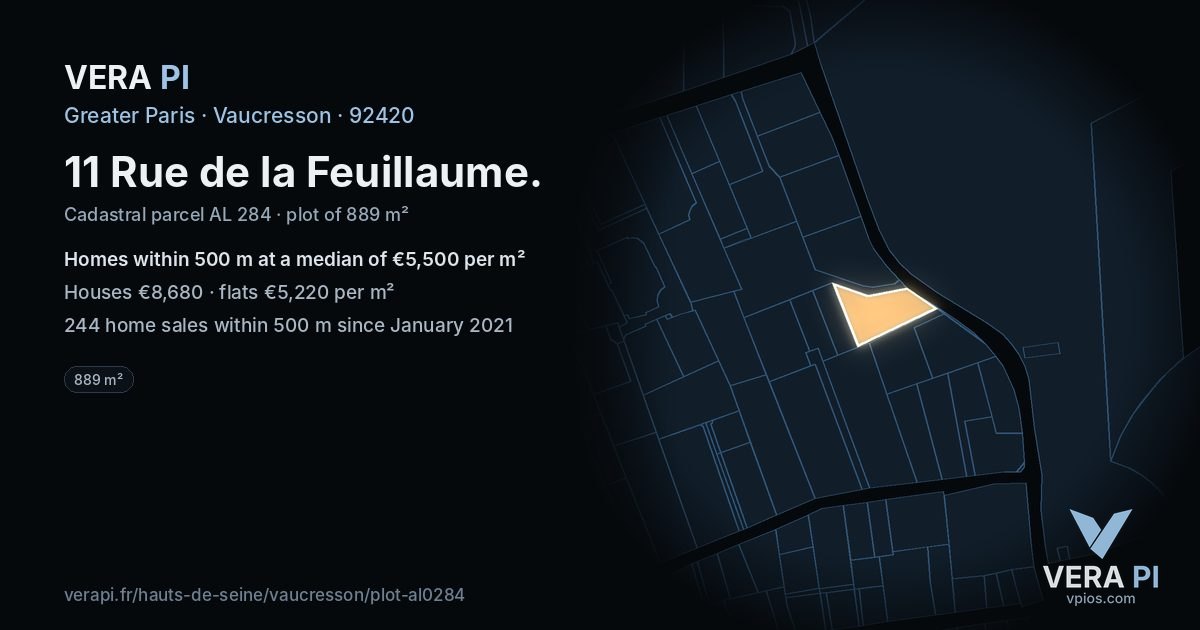 11 Rue de la Feuillaume, Vaucresson at night – the plot lit, the parcels around coloured by the prices near them